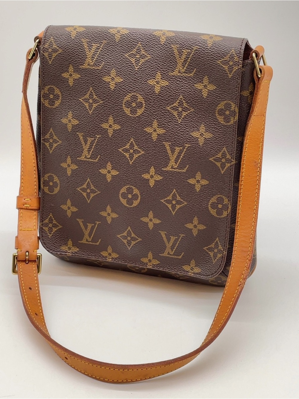 Louis Vuitton Monogram Crossbody Bag Musette Salsa short 💫 - Picture 4 of 16